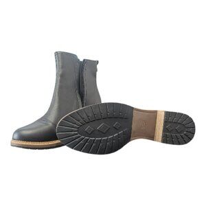 Tom's Women Marina Black Smooth Waxy Leather Boots